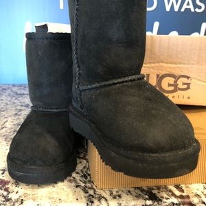 Ugg toddler girl black boots